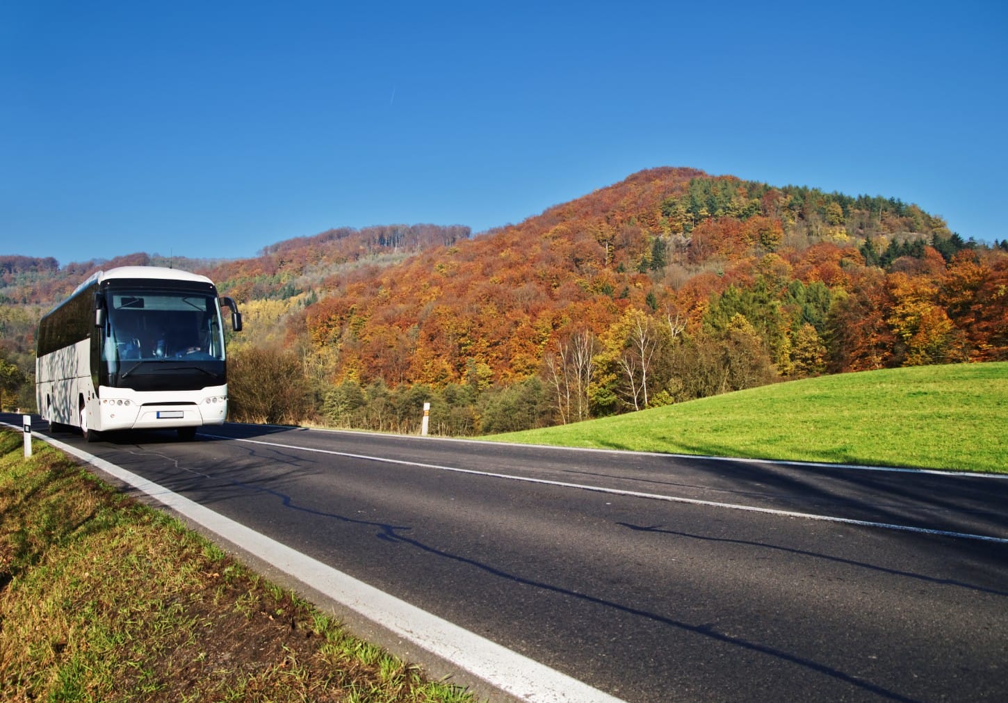 Bus huren voor reizen en tours